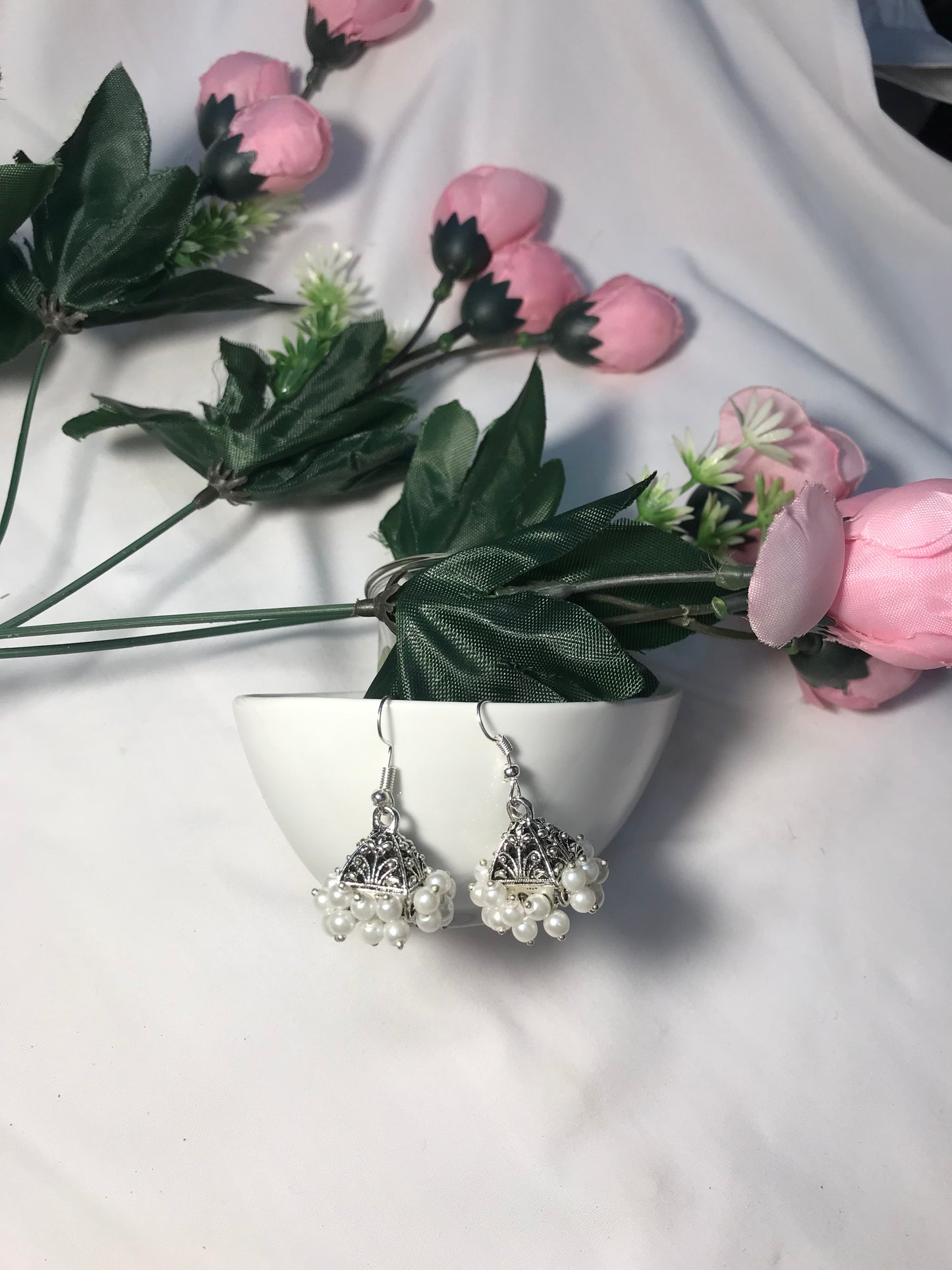 Small Jhumki Earrings